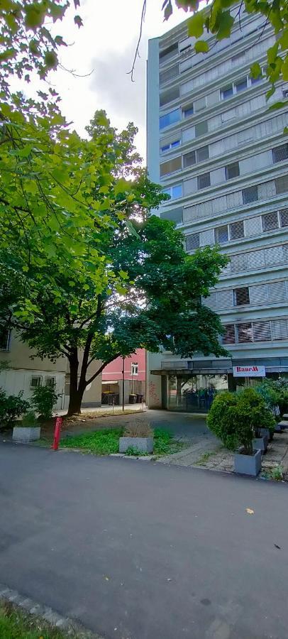 ليوبليانا Corner Tower // Prijetno Stanovanje Za 4 Osebe + Free Parking المظهر الخارجي الصورة
